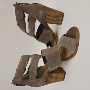 Crown Vintage Mira Gladiator Taupe Heeled Sandal 8M